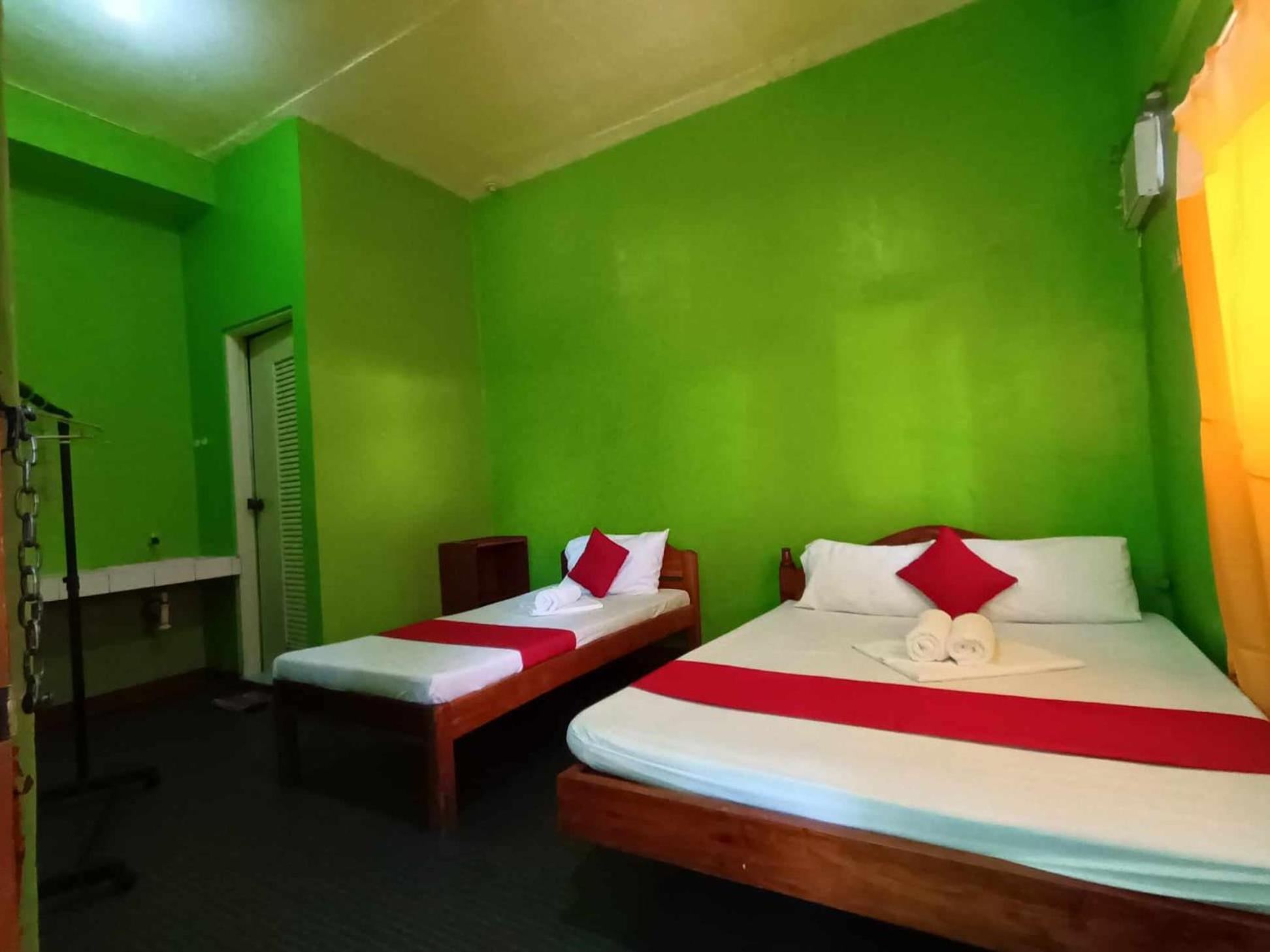 William Hearts Pension Puerto Princesa Exterior foto